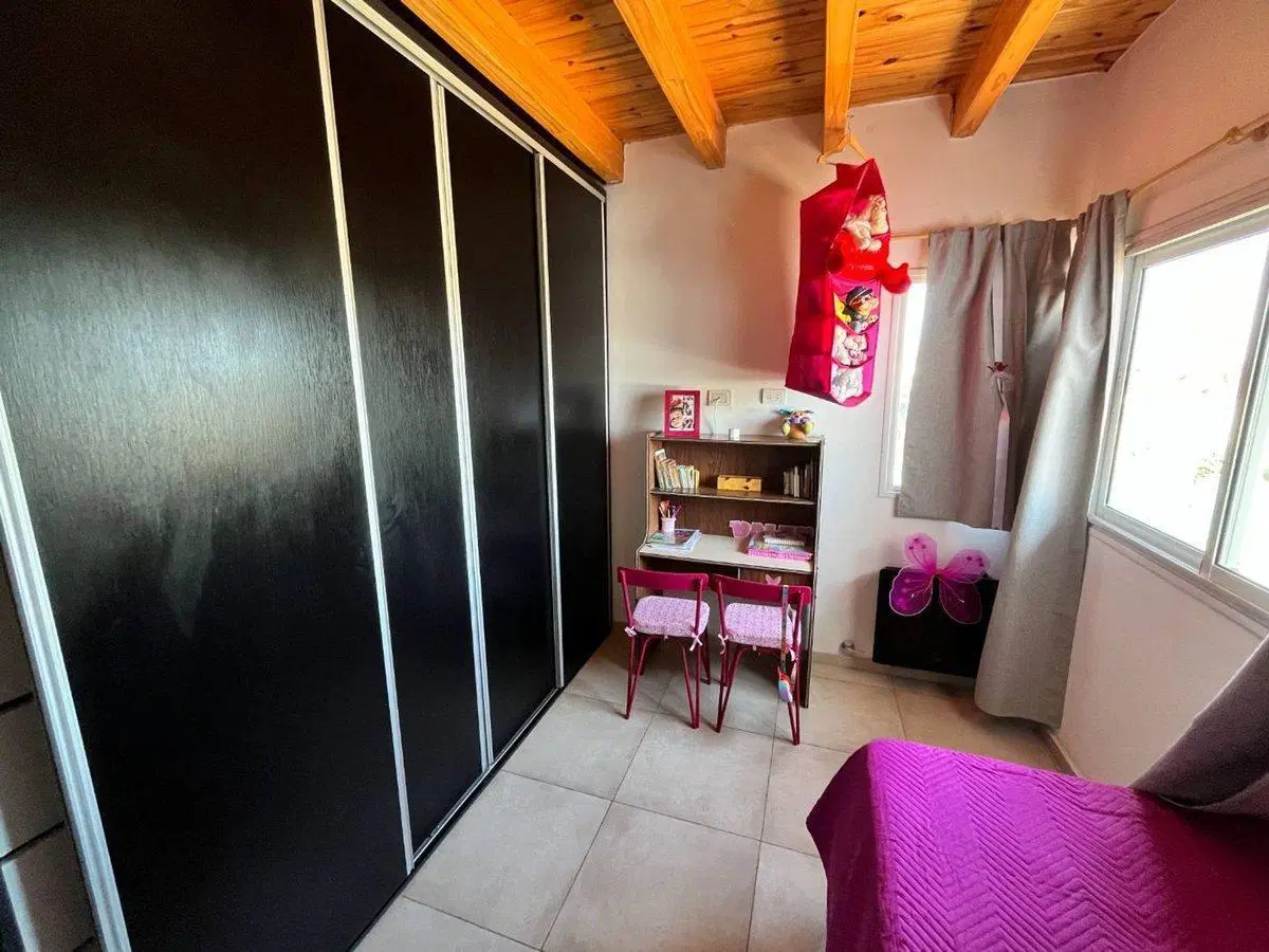 VENTA CASA APTA CREDITO B° PRIVADO DE GUAYMALLEN 4