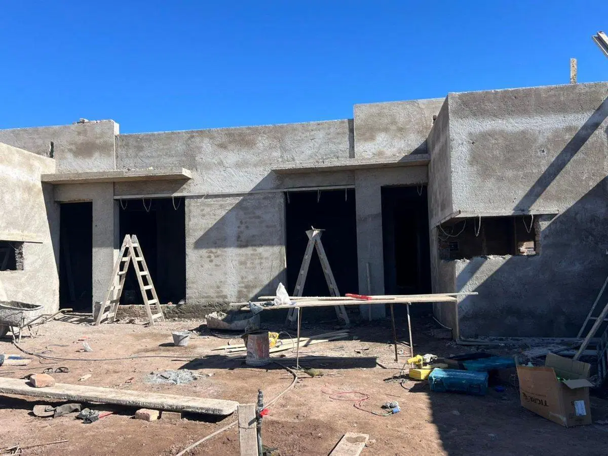 VENTA CASA 2 DORMITORIOS DOS BAÑOS MAIPU 5