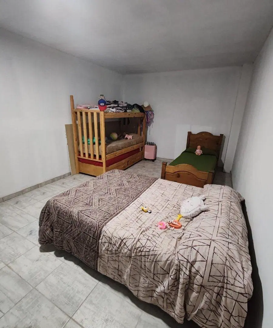 CASA CON PILETA EN VENTA B° DOMINIOS 3 CORRALITOS 3
