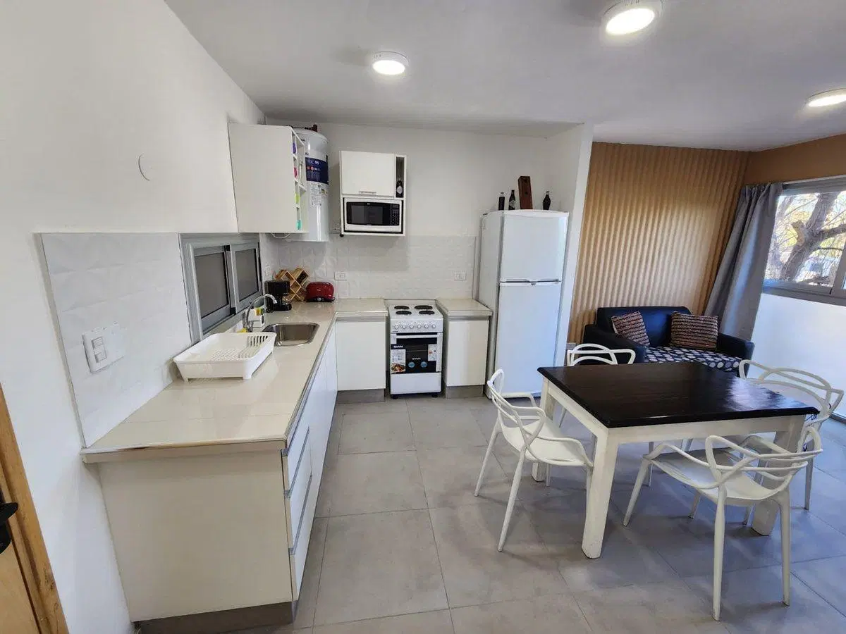 Alquil departamento amoblado en Godoy Cruz- 2 amb. 2