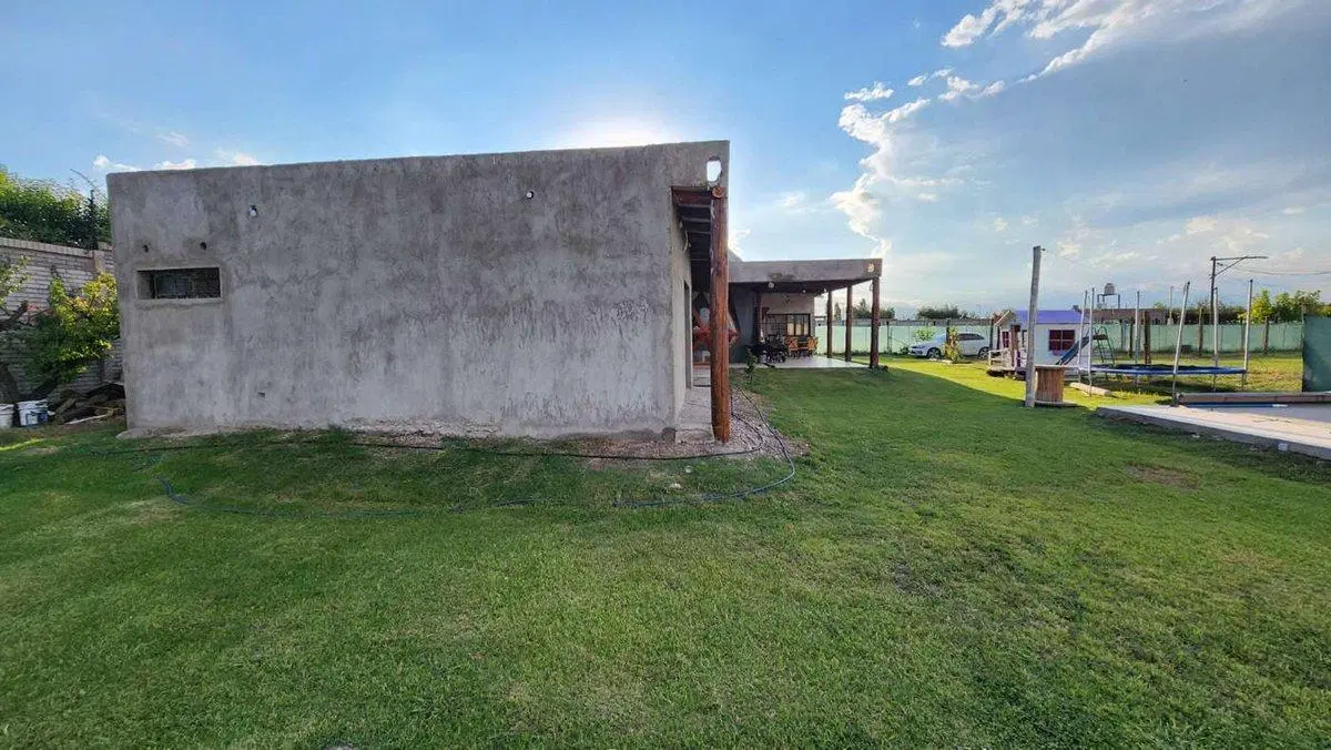 Venta casa barrio cerrado Maipú- 5 ambientes 2