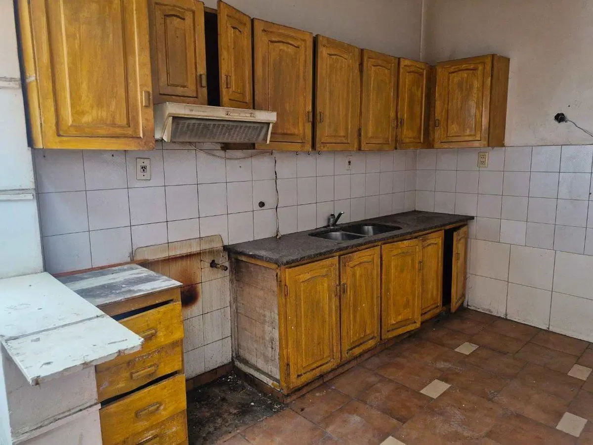 CASA INTERNA EN VENTA 5TA SECCIÓN 5 DORM 4