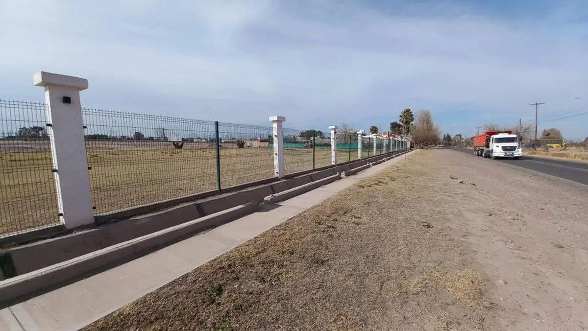 Venta lote en barrio distrito Azcuenaga 507 mts 5