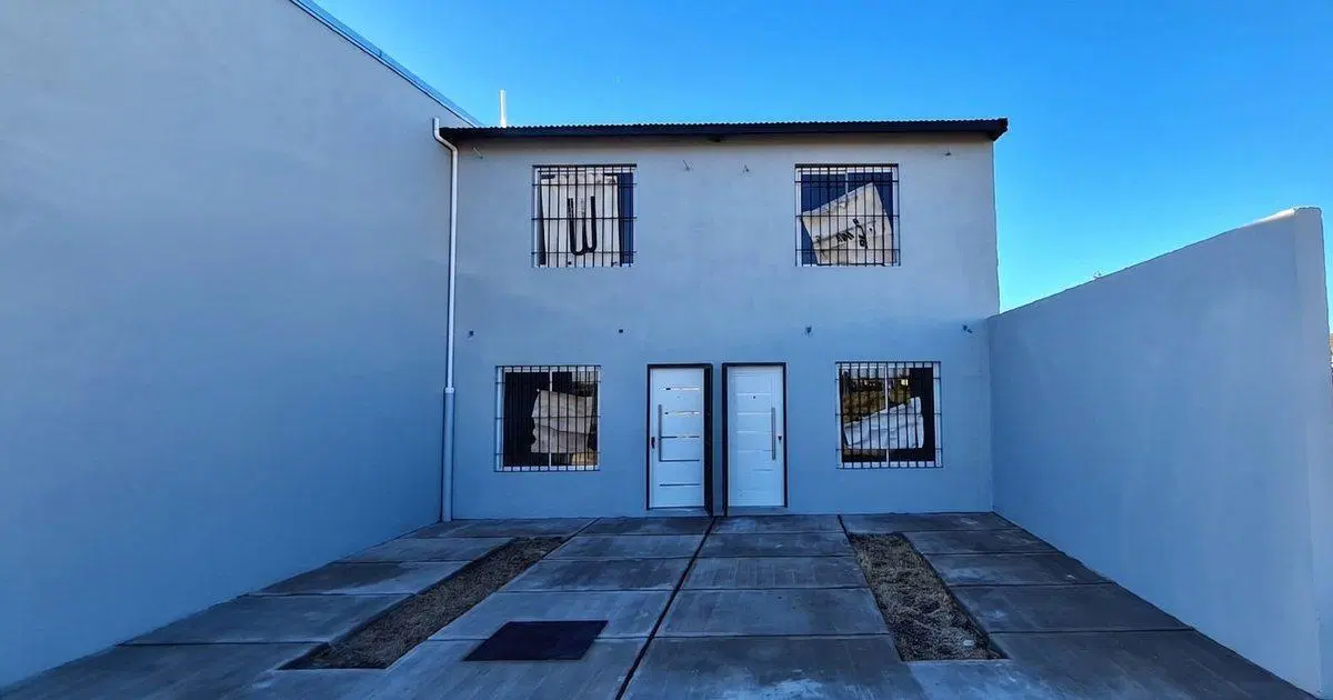 VENTA DUPLEX CON COCHERA CIUDAD SAN RAFAEL 2