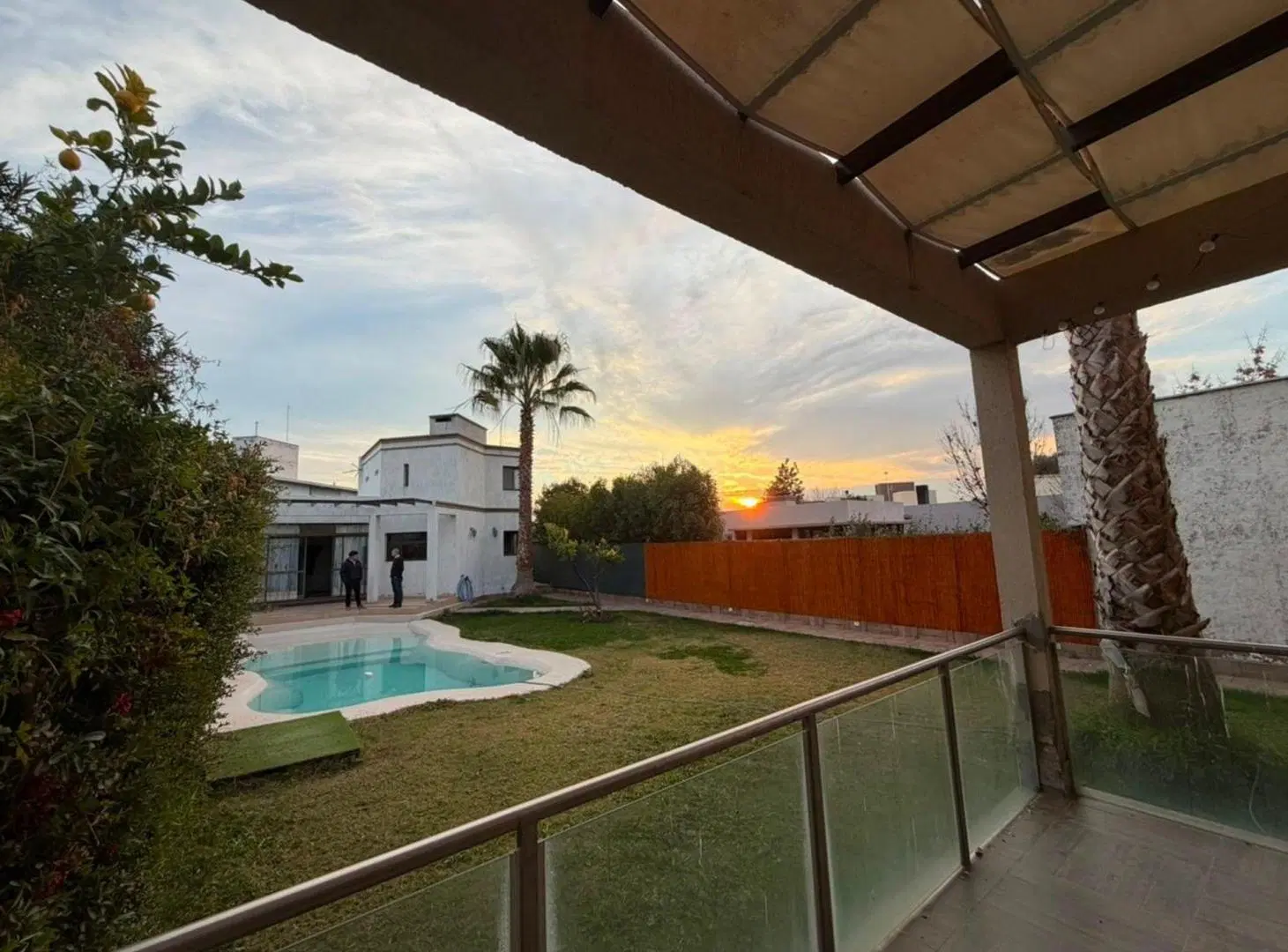 CASA EN VENTA BARRIO LOS SOLARES, RODEO DEL MEDIO 2
