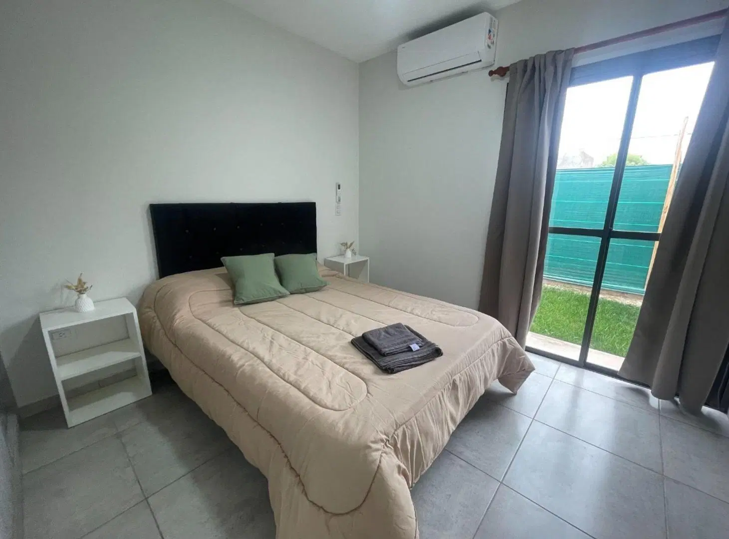VENTA Bº PRIVADO CASA 3 HAB 2 BAÑOS (1 EN SUITE) 4