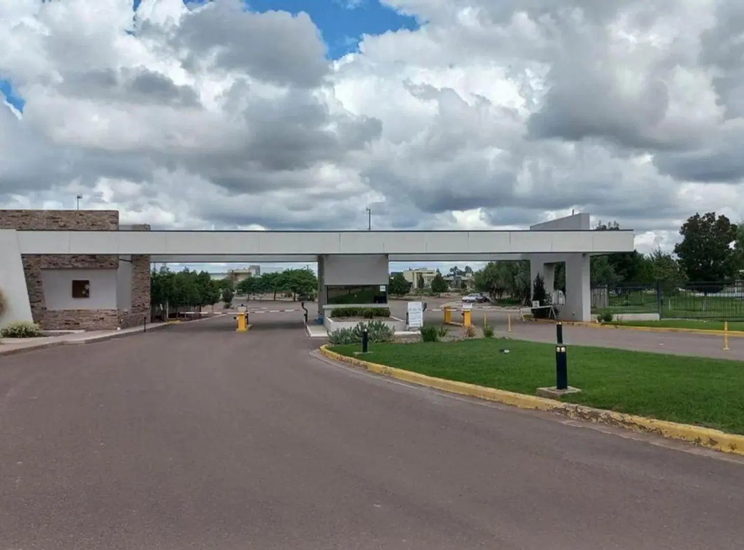 EXCELENTE LOTE EN LAS RETAMAS U$S 29.000 3