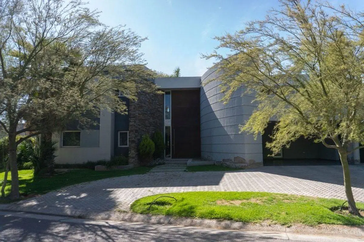 Casa  de categoría en venta en Barrio Los Teros 5