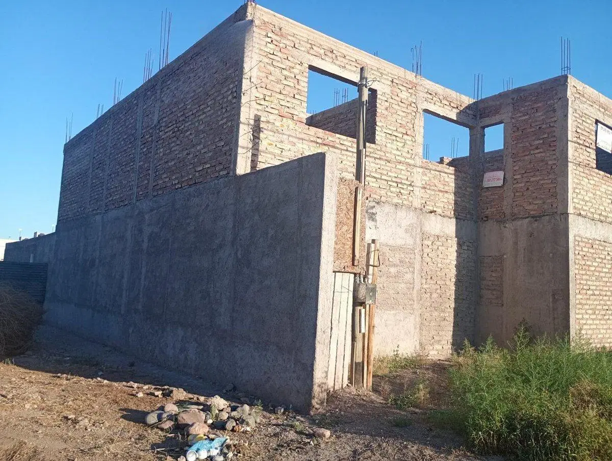 VENTA CASA ESQUINA OBRA AVANZADA LAS HERAS MENDOZA 5
