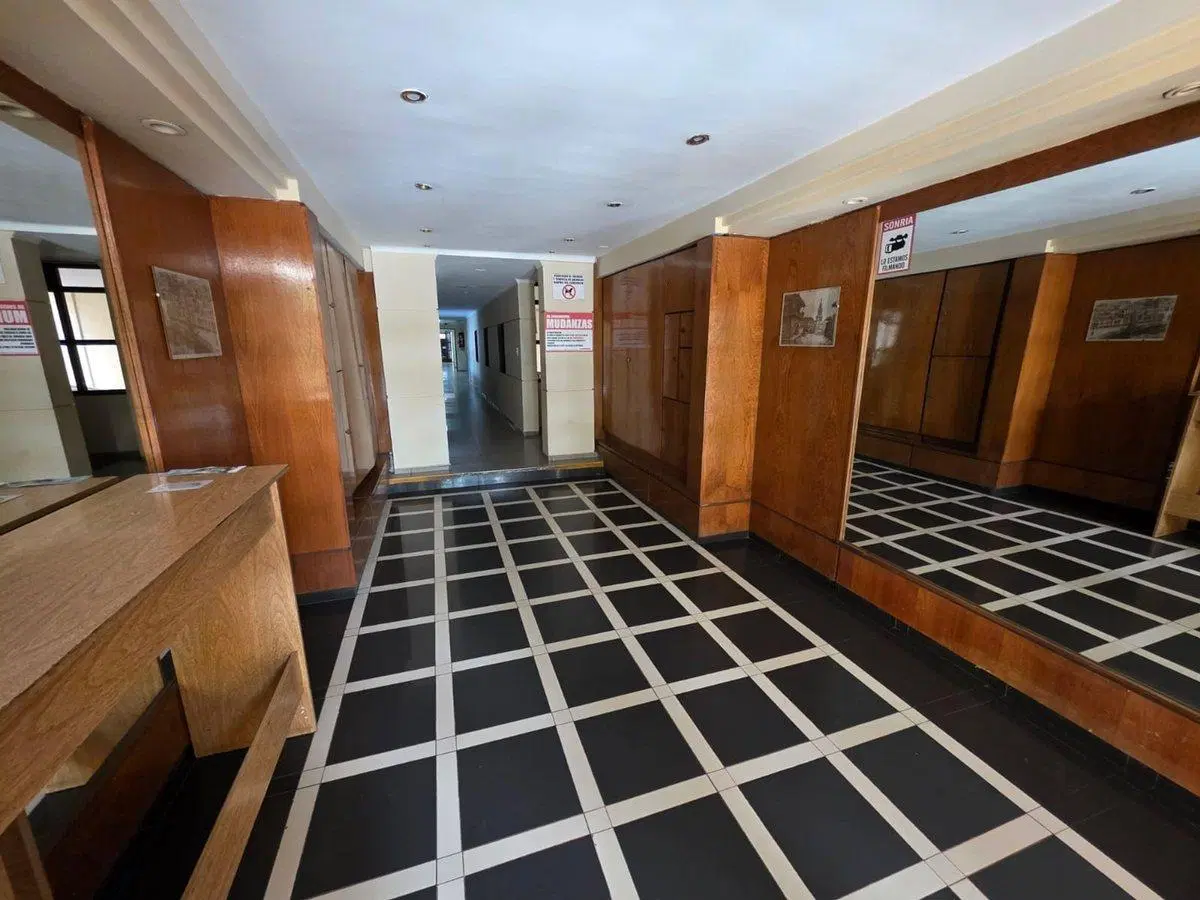 Venta departamento en Godoy Cruz, 4 ambientes 3
