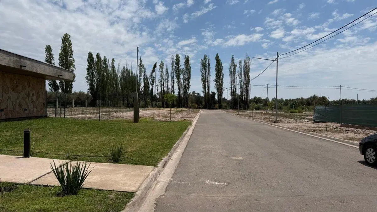 Casa en Venta - Bº Milcayac II - Maipú 3