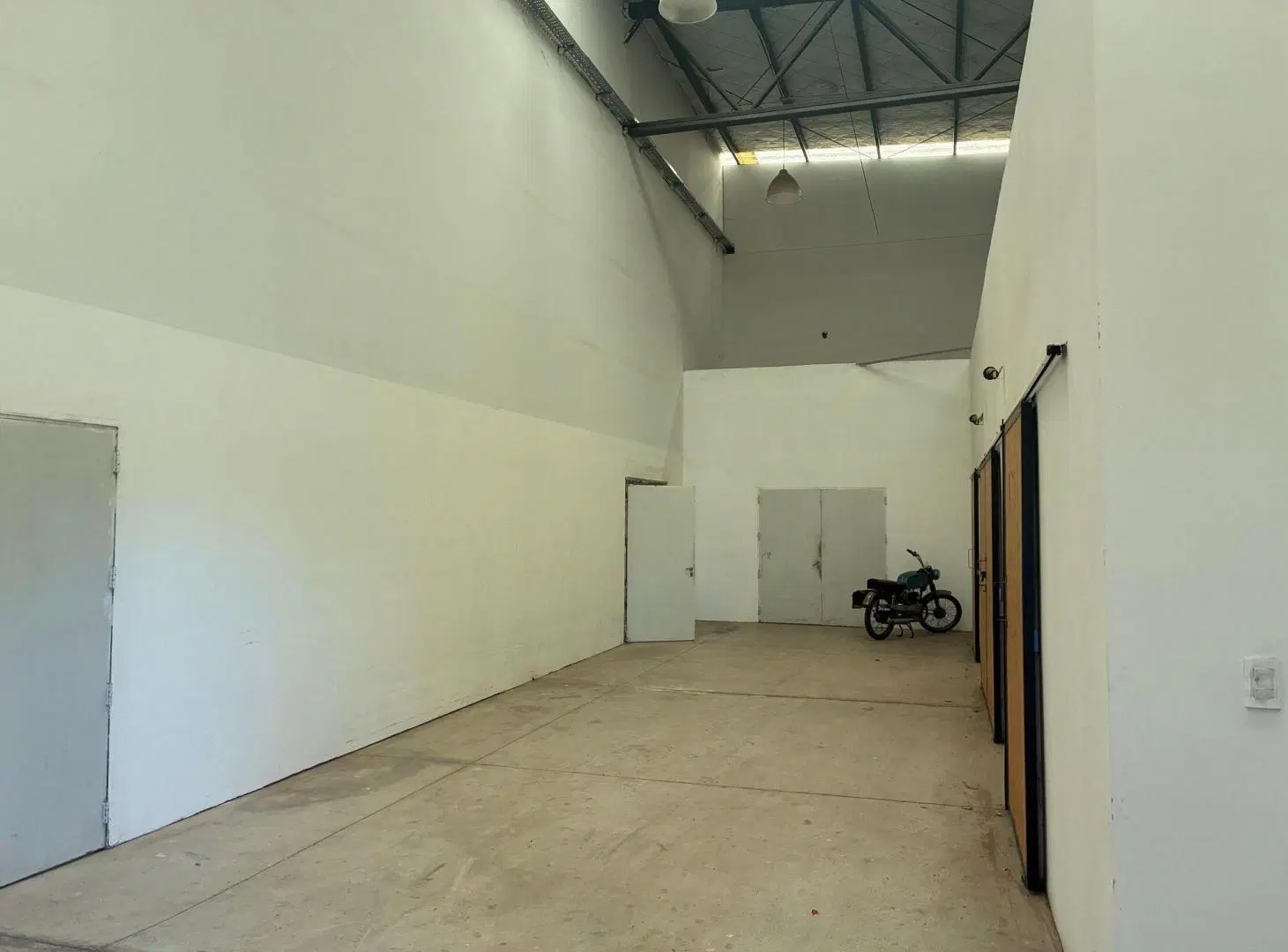 LOCAL COMERCIAL  EN ALQUILER 2