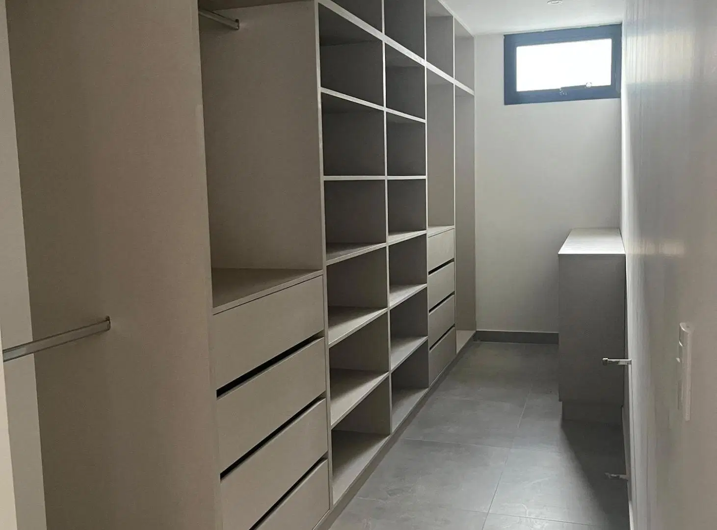 CASA A ESTRENAR BARRIO LA BASTILLA 2