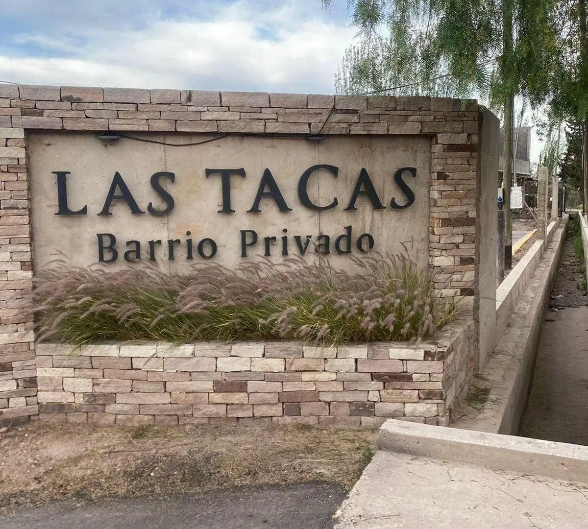 Lote en Barrio Privado Las Tacas, Maipú 2