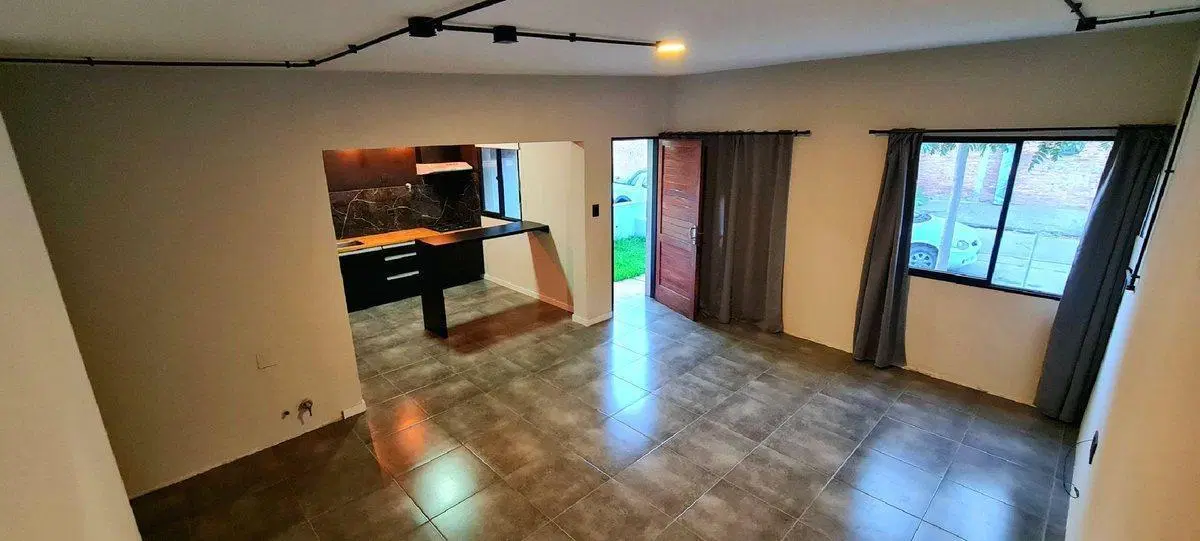 VENTA CASA CÉNTRICA, APTA CREDITO, SAN RAFAEL-MZA 5
