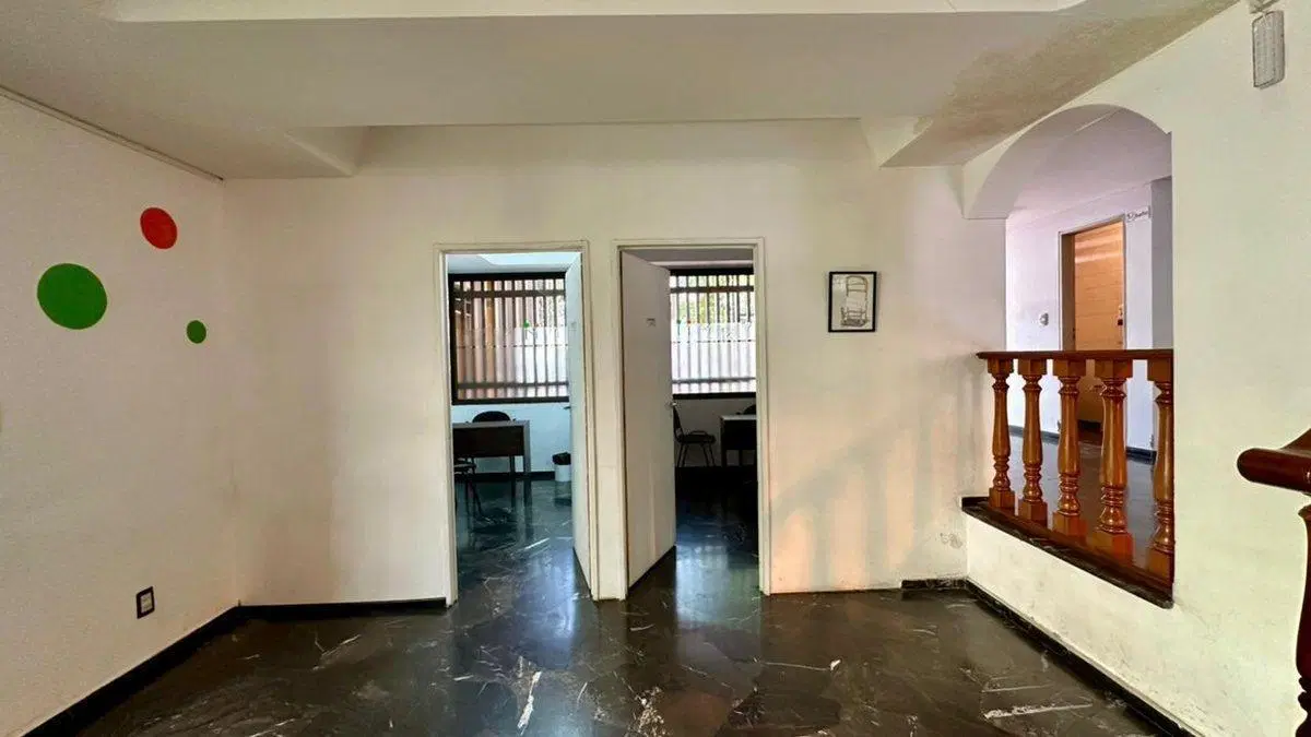 VENTA CASA DE ALTA CATEGORIA BOMBAL SUR GODOY CRUZ 3