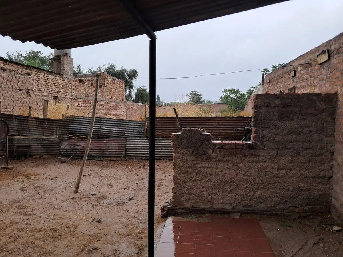 VENTA EXCELENTE TERRENO CON CASA LAS HERAS 5