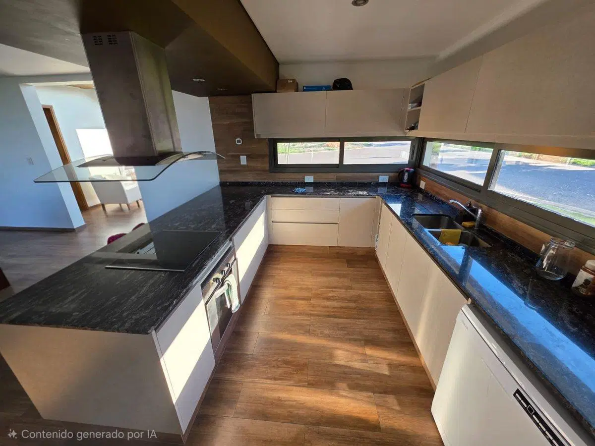 Venta de casa B° privado Gran Boedo. Lujan-6 amb 4