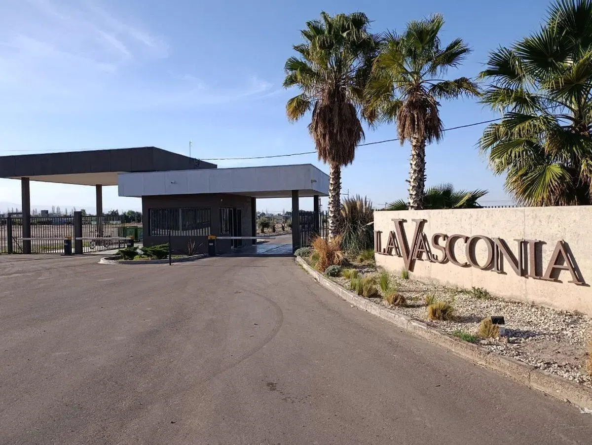 Lote en cuotas en Bº privado "La Vasconia", 3