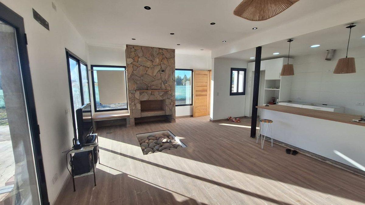 Foto de Casa en Venta Apta Credito Barrio Las Margaritas, imagen 2