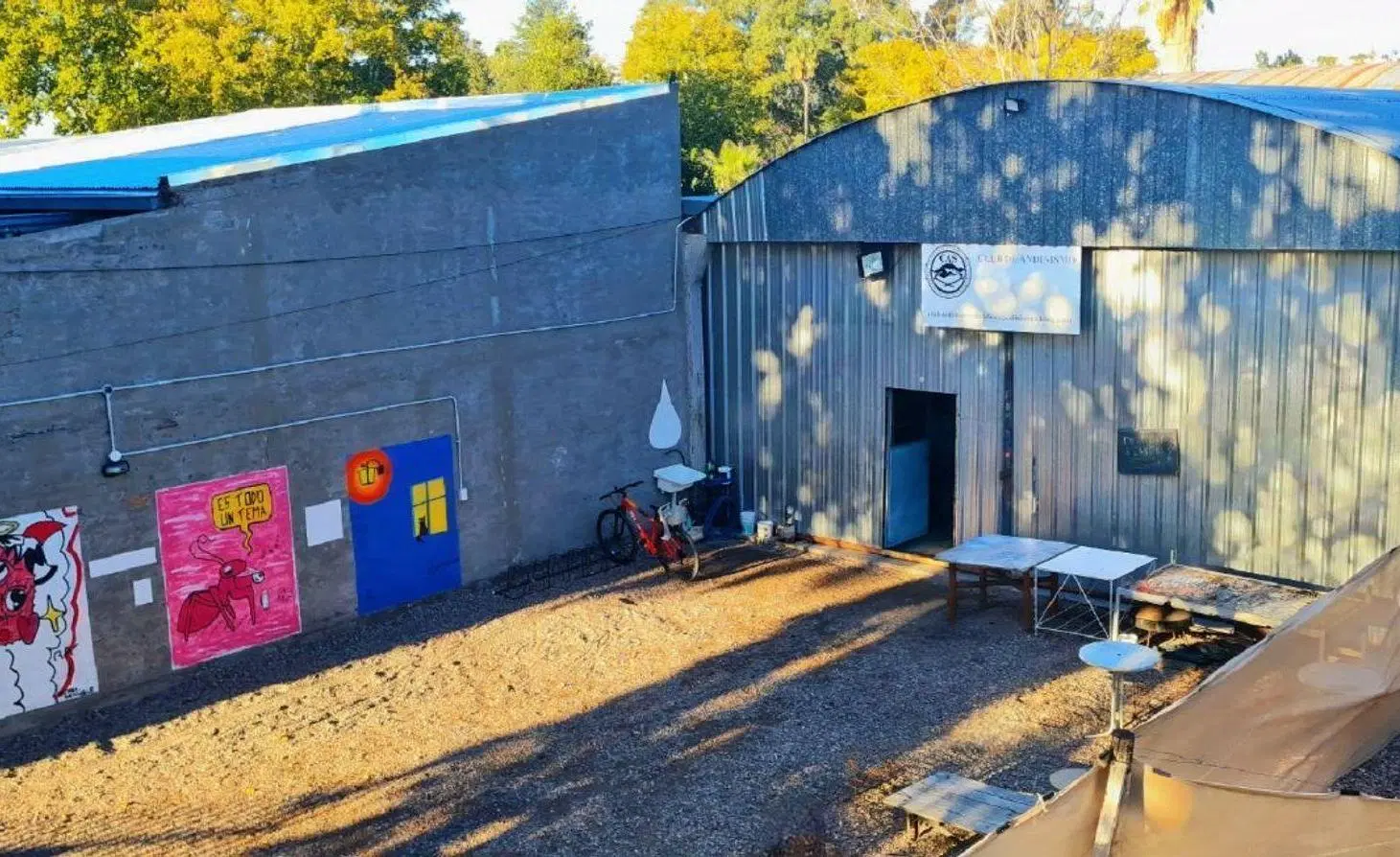 VENTA ESQUINA CENTRICA CASAS Y GALPONES SAN RAFAEL 3