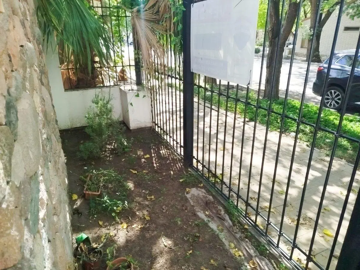 Casa en Venta: Excelente Ubicación en 6° Sección 4