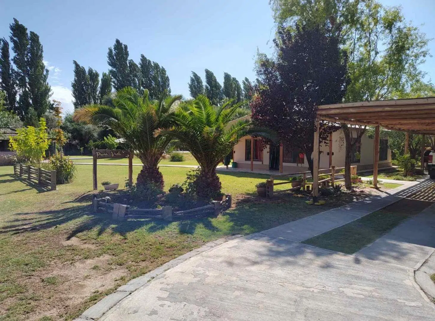 CASA QUINTA CON QUINCHO Y PILETA RODEO DEL MEDIO 4