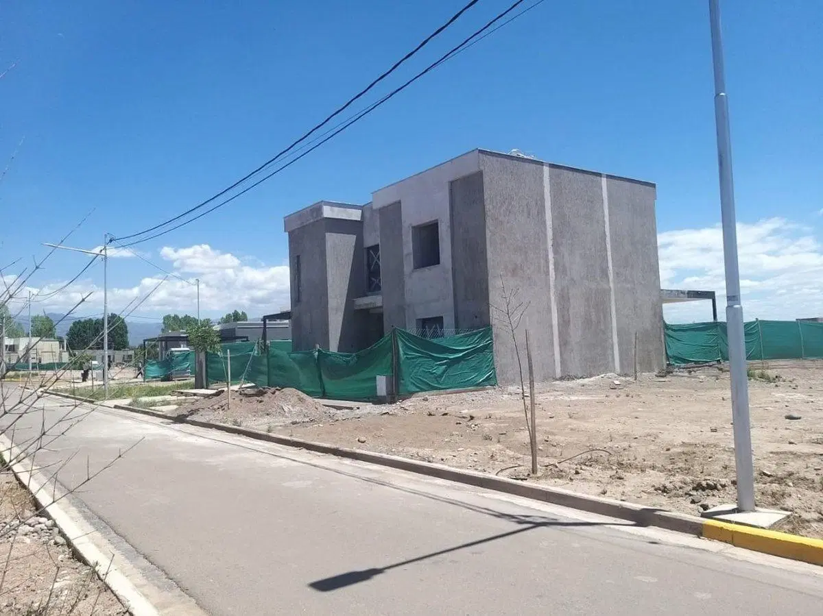 LOTE EN VENTA Bº LA QUEBRADA - LUJAN DE CUYO 4