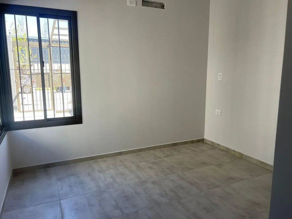 DUPLEX 3 DORMITORIOS  VISTA MICHELLO MAIPU 2