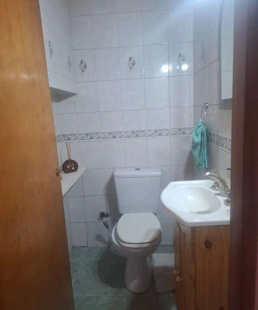 VENTA CASA DE DOS PLANTAS APTA CREDITO LAS HERAS 4