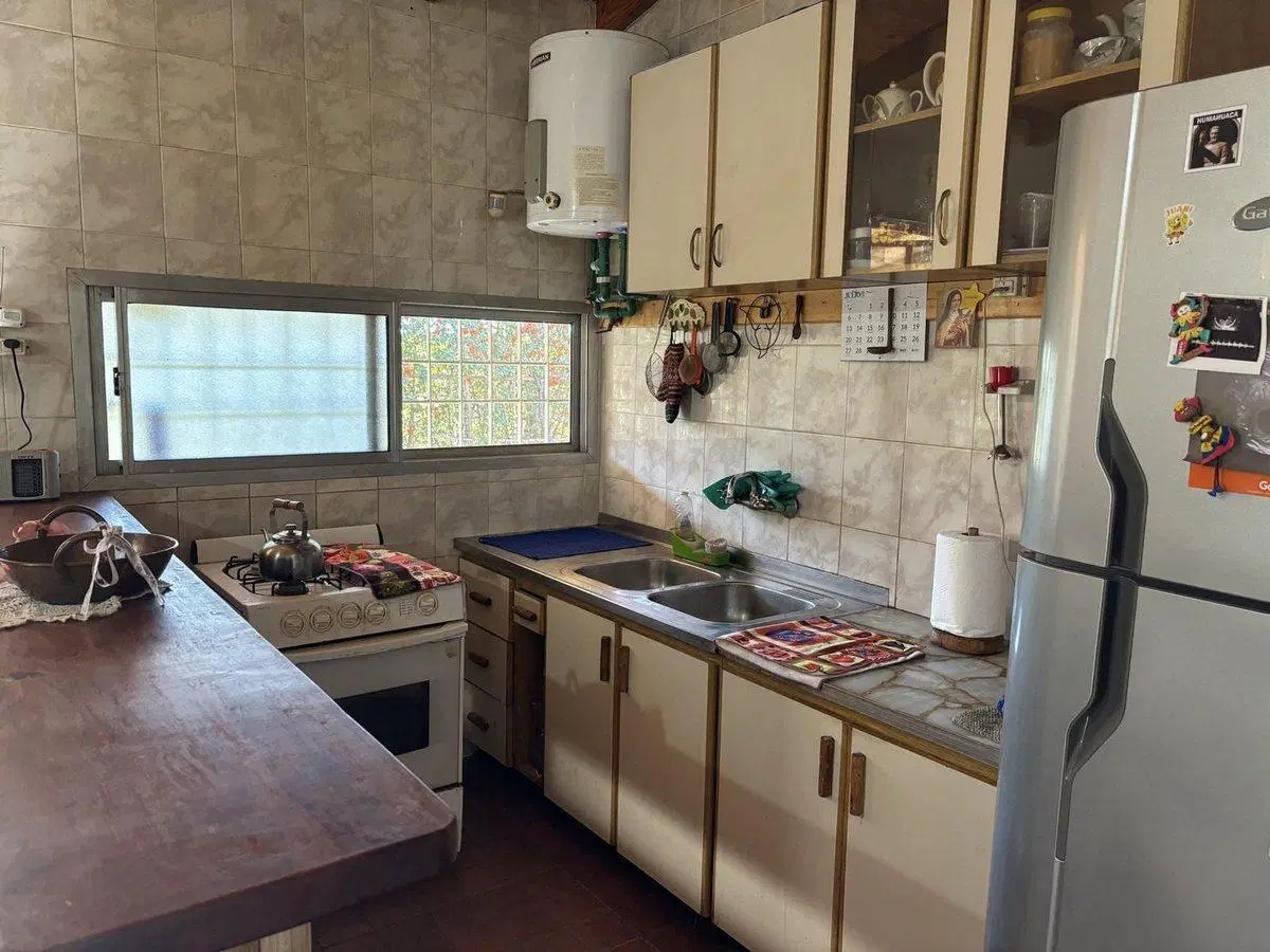 VENTA CASA QUINTA C/PILETA Y FRUTALES-RAMA CAIDA 5