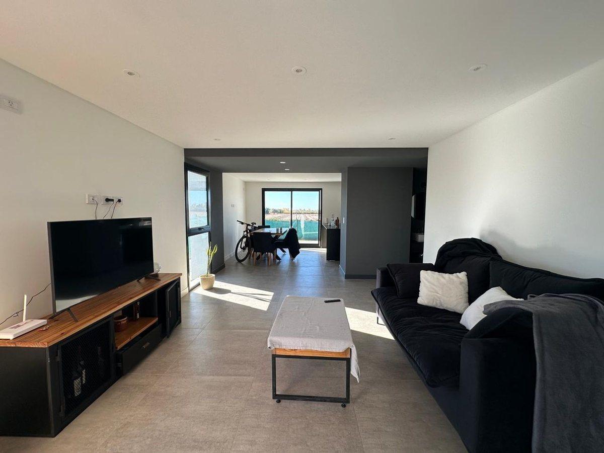 DUPLEX CIRO DE VIEYTES