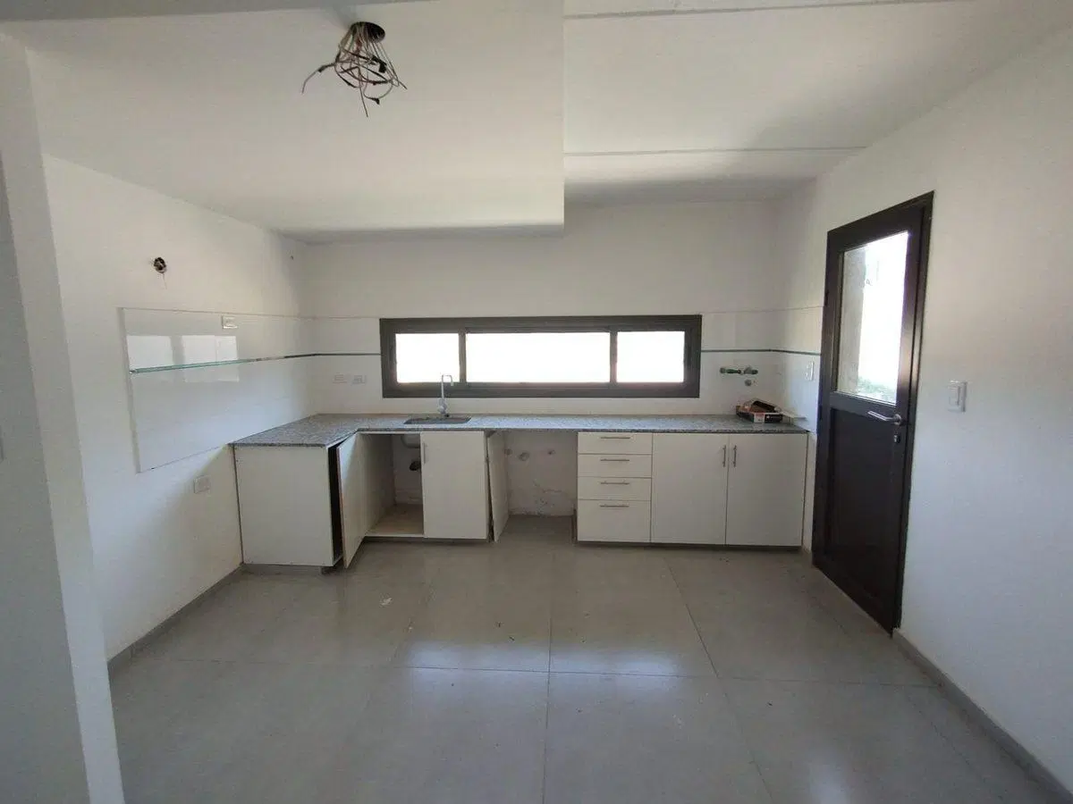 Duplex en Luzuriaga con Entrega en Noviembre 5