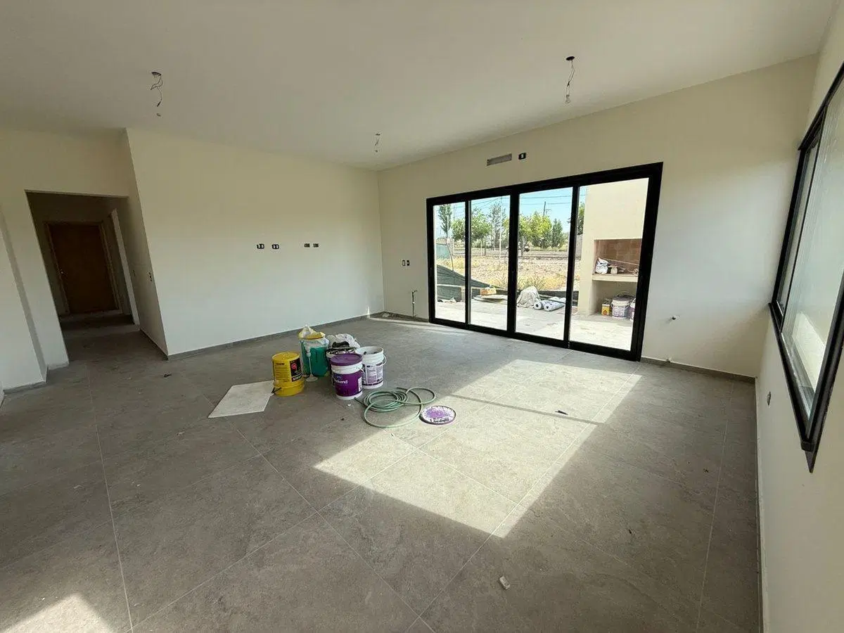 Casa en Venta - Bº La Quebrada - Lujan 3