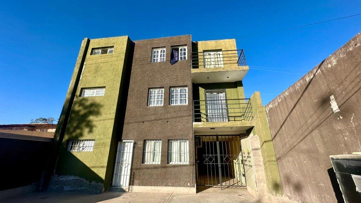 VENTA DPTO 3 DORMI APTO CREDITO CALLE PERU L.HERAS
