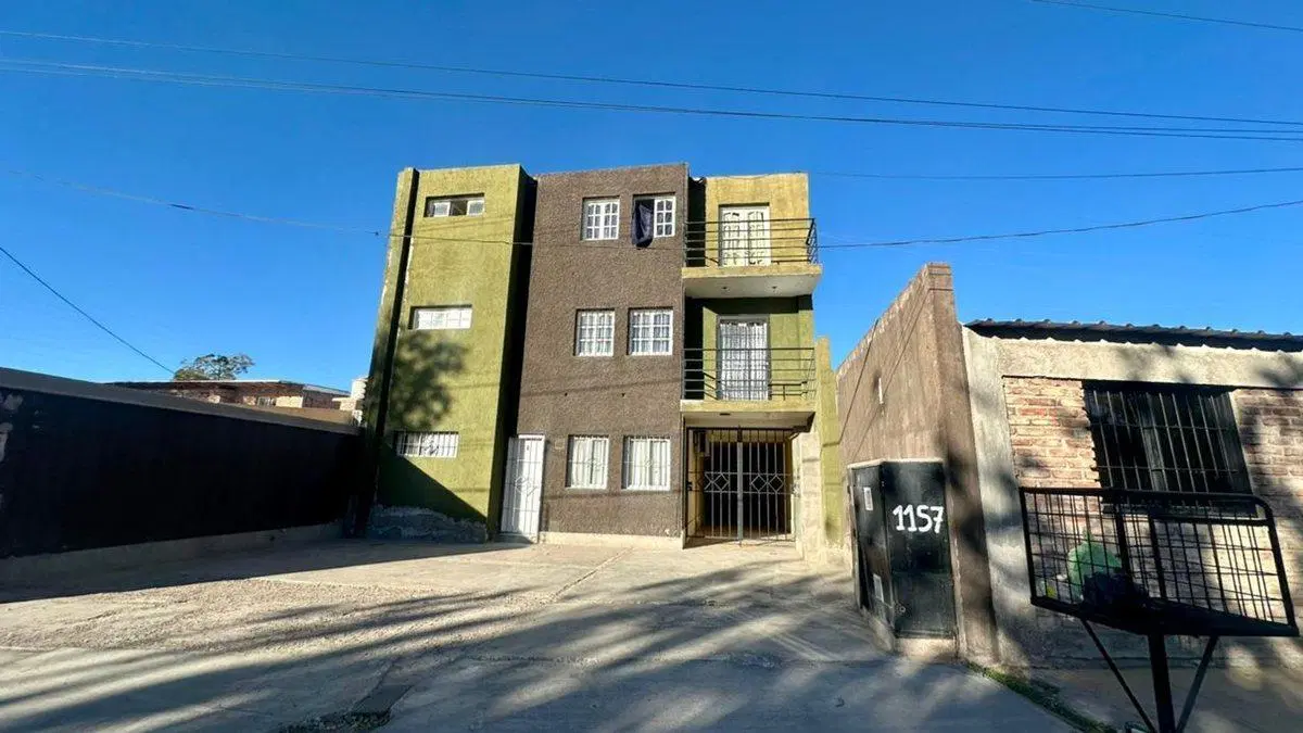 VENTA DPTO 3 DORMI APTO CREDITO CALLE PERU L.HERAS 2