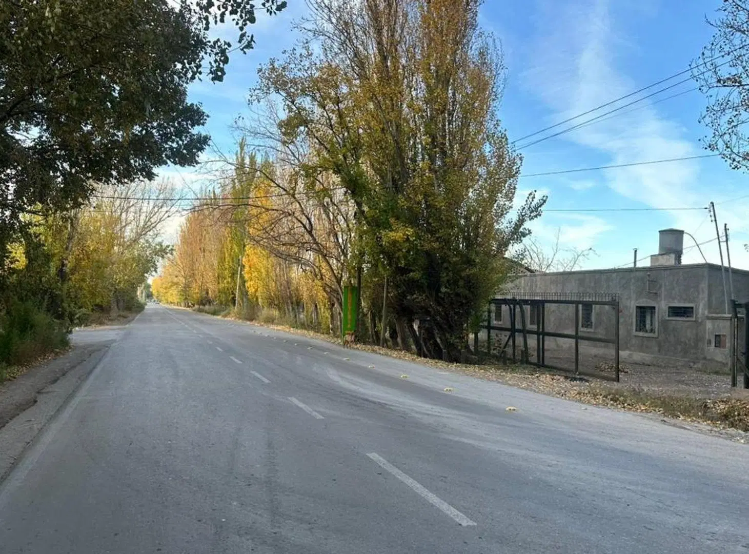 VENTA LOTE DE 2600m2 S/ CALLE MITRE A MTS DE SERPA 3
