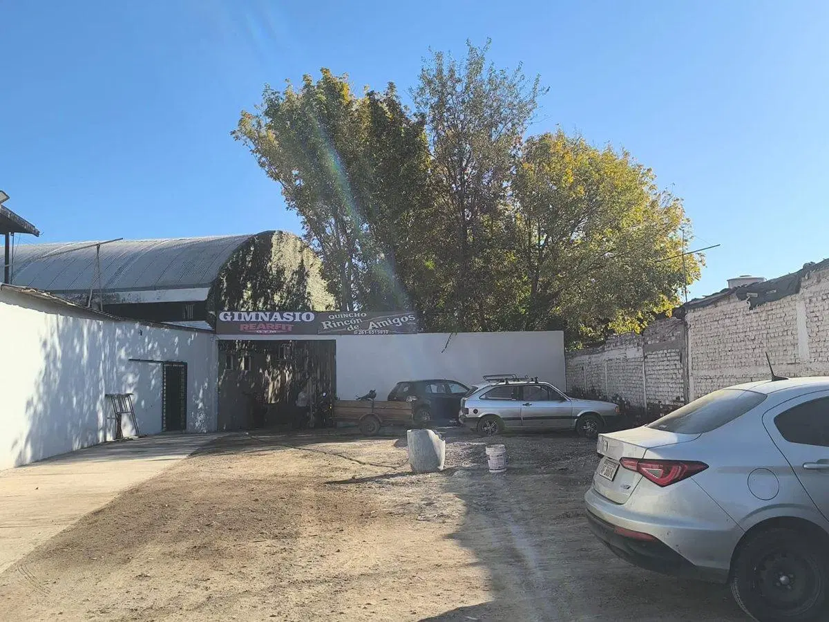 Remax Vende lote Mathus Hoyos metros rotonda avion 2