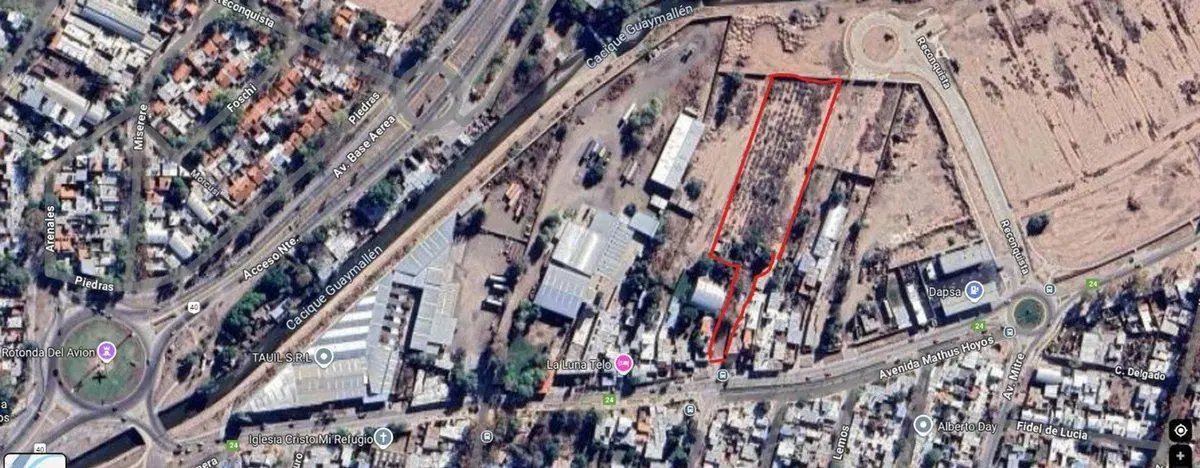 Remax Vende lote Mathus Hoyos metros rotonda avion 4