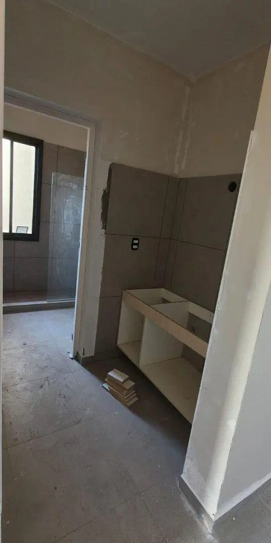 VENTA CASA A ESTRENAR 2 DORM B° PRIVADO RUSSELL 4