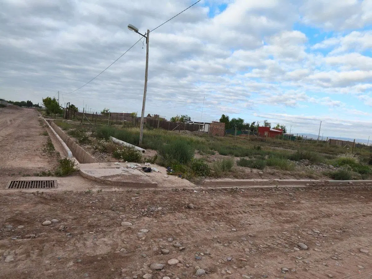 TERRENO EN VENTA, LUJAN DE CUYO 4