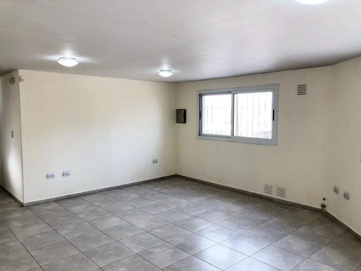 VENTA LOCAL COMERCIAL+DPTO EN BELTRAN, MAIPU 3