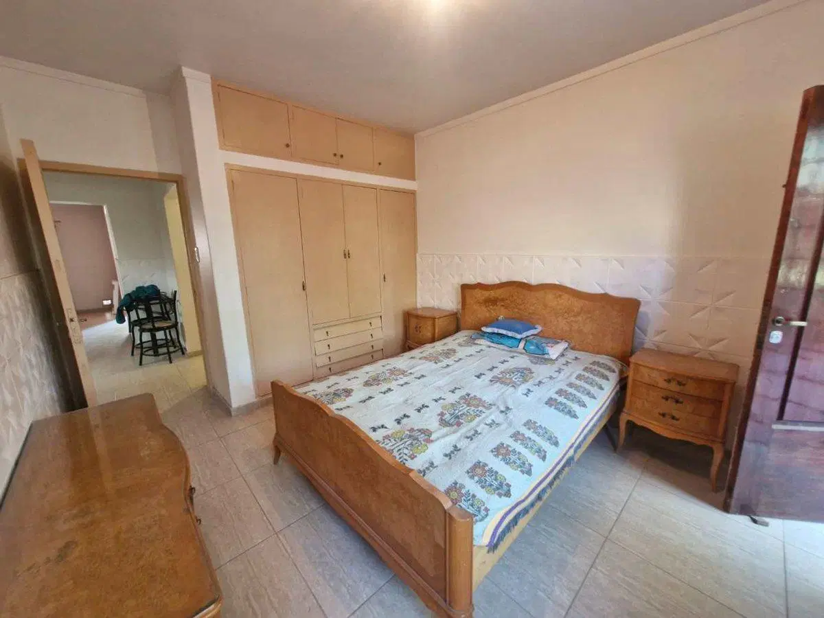 CASA CON DEPARTAMENTO EN VENTA LAS HERAS 8