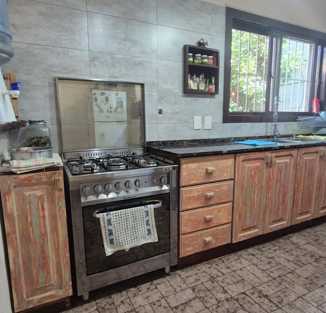 Foto de CASA EN VENTA EN PLENO CENTRO DE SAN RAFAEL, imagen 2