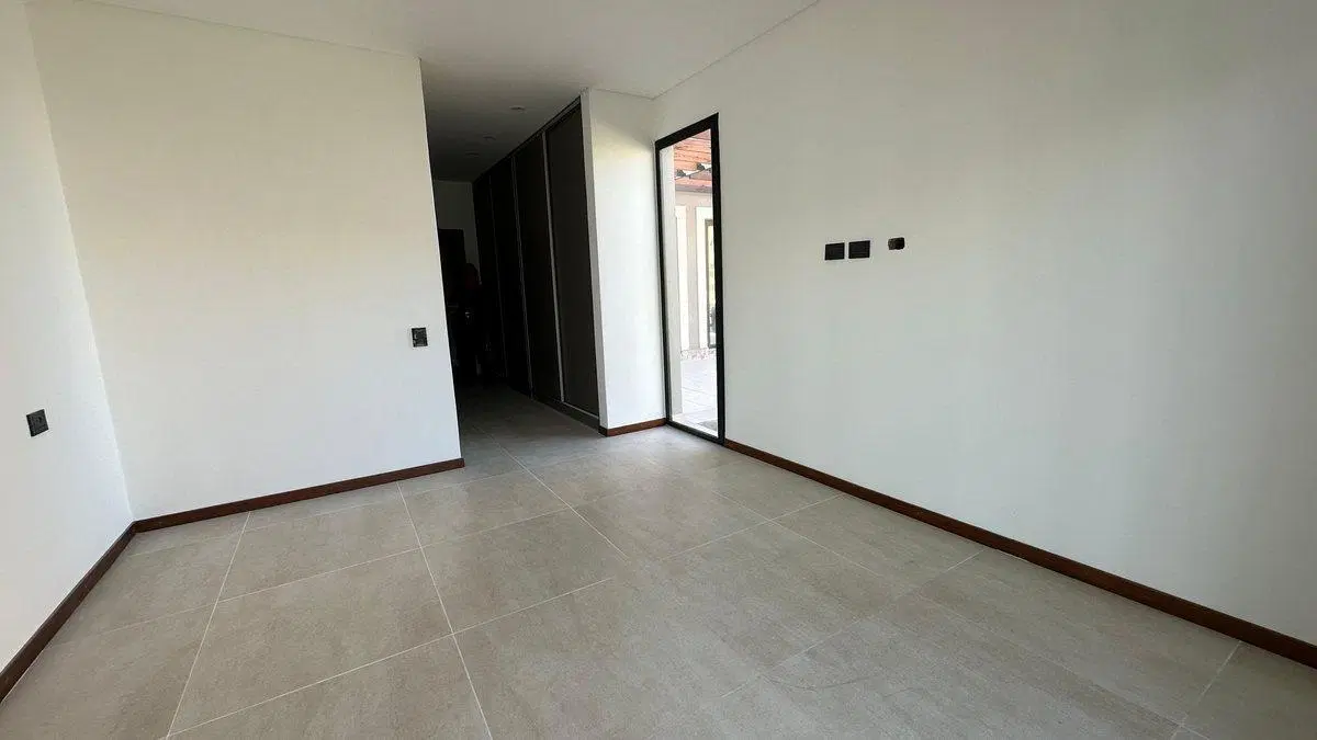 CASA EN VENTA BARRIO PRIVADO EN MAIPU 5