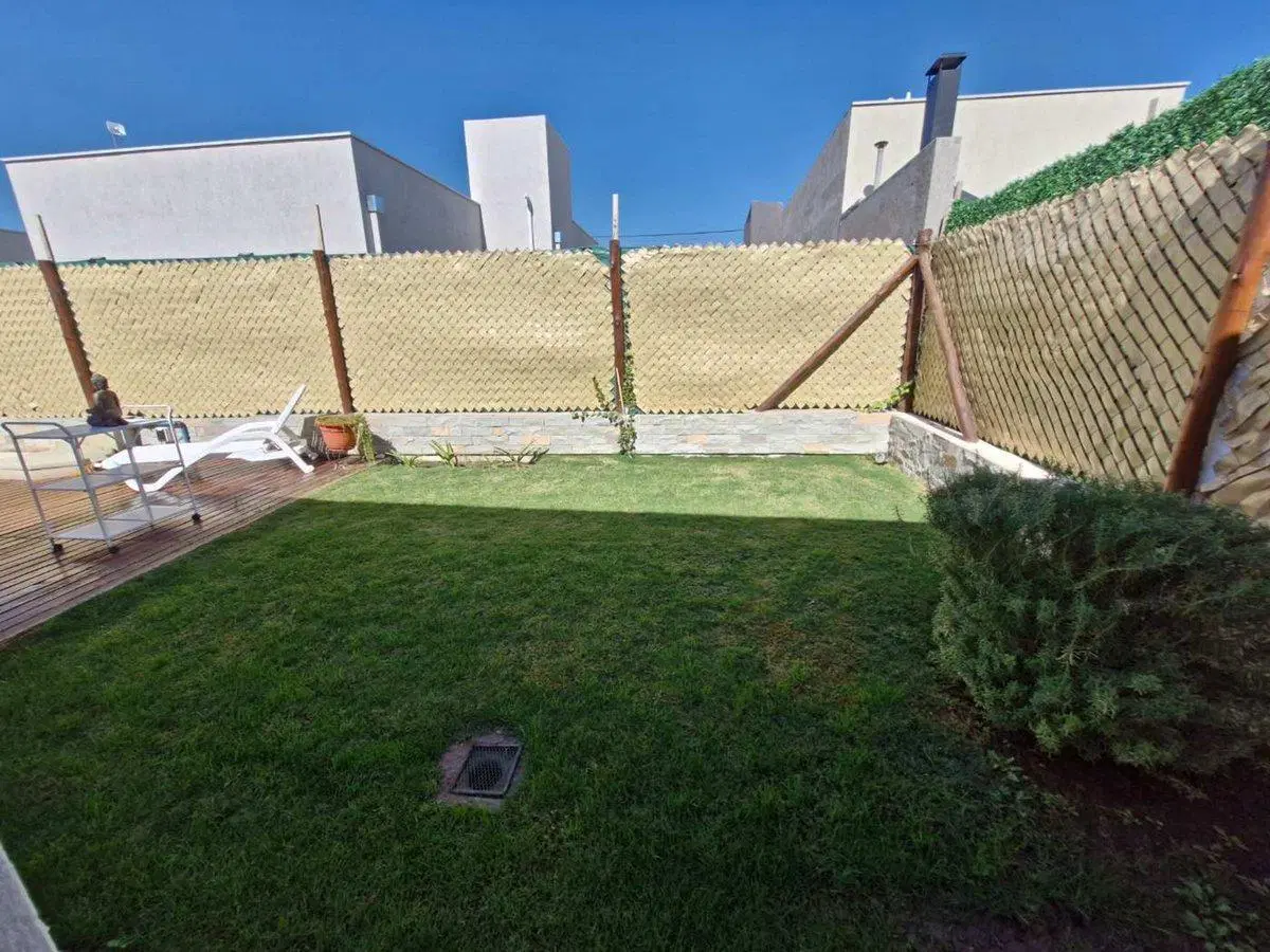 CASA EN ALQUILER B° PINAR DEL SOL V 8