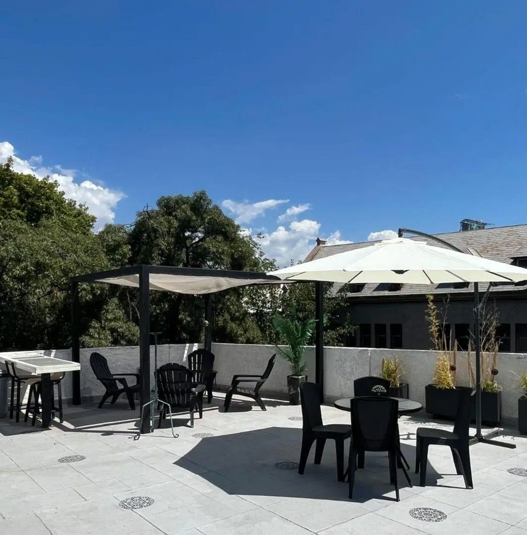 Cuatro Departamentos en PH, Calle Rondeau 8