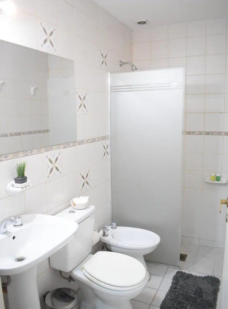 Cuatro Departamentos en PH, Calle Rondeau 4