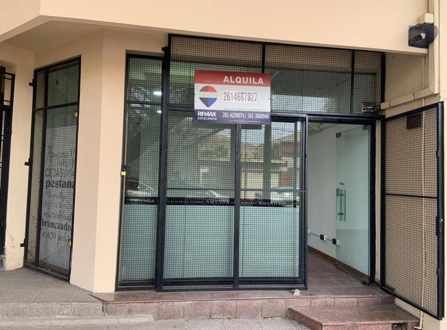 ALQUILER LOCAL COMERCIAL GODOY CRUZ 3