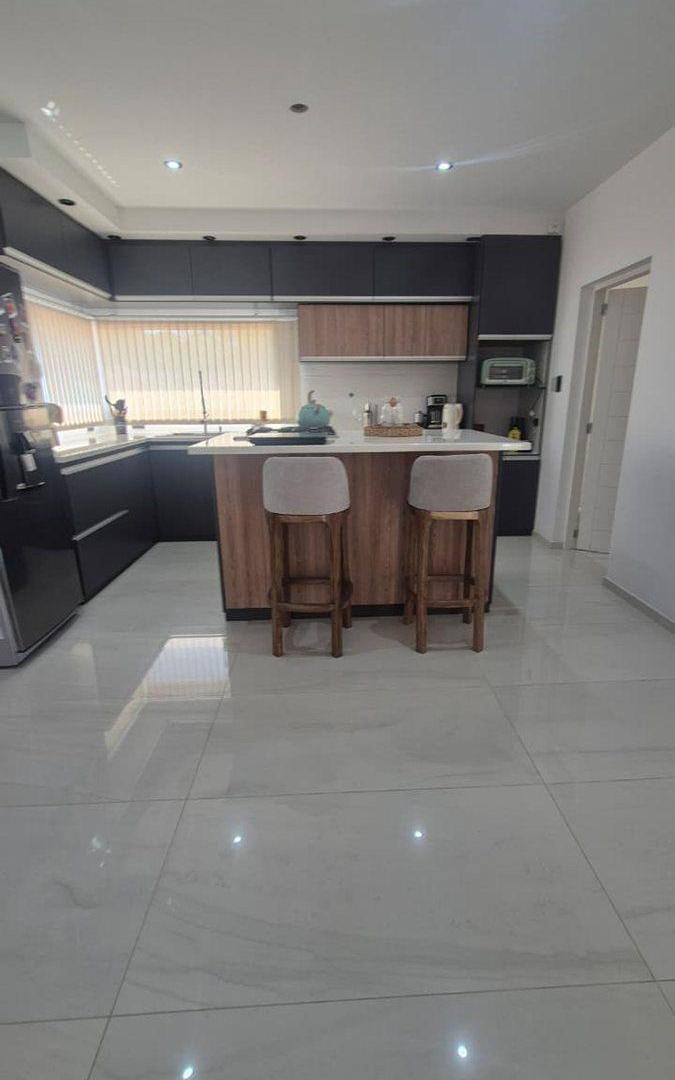 Foto de VTA CASA DE CATEGORIA C/PILETA GOUDE-APTA CREDITO, imagen 2
